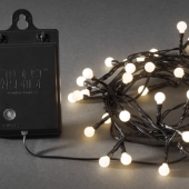 Vianočné osvetlenie vonkajšie, 40 LED guličky 10mm, na baterie, časovač, senzor na tmu, 3.90m, teplé biele